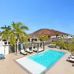 Yanira By Playa Blanca