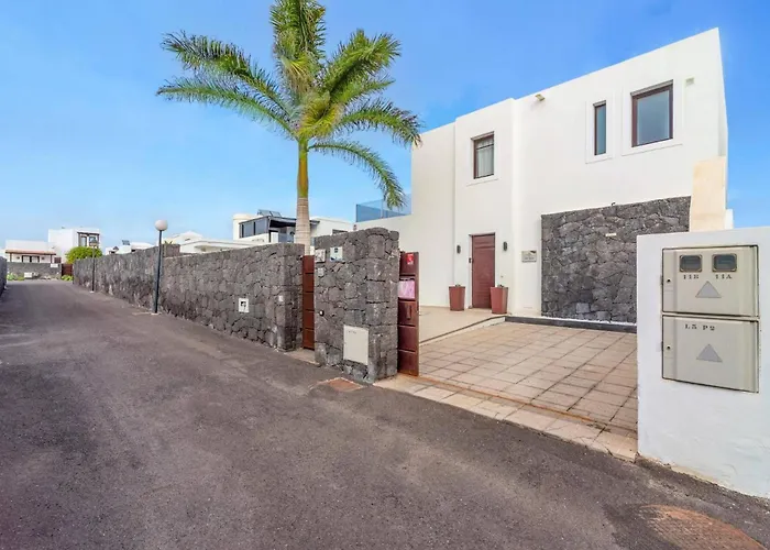 Yanira By Villa Playa Blanca (Lanzarote)